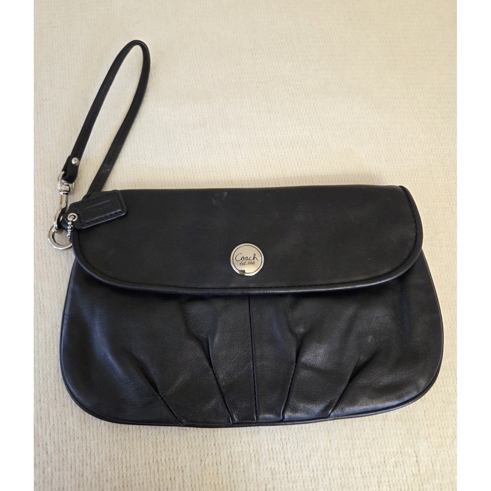 Coach Black Bleecker Leather Gathered Bottom Clutch Wristlet Minimalist